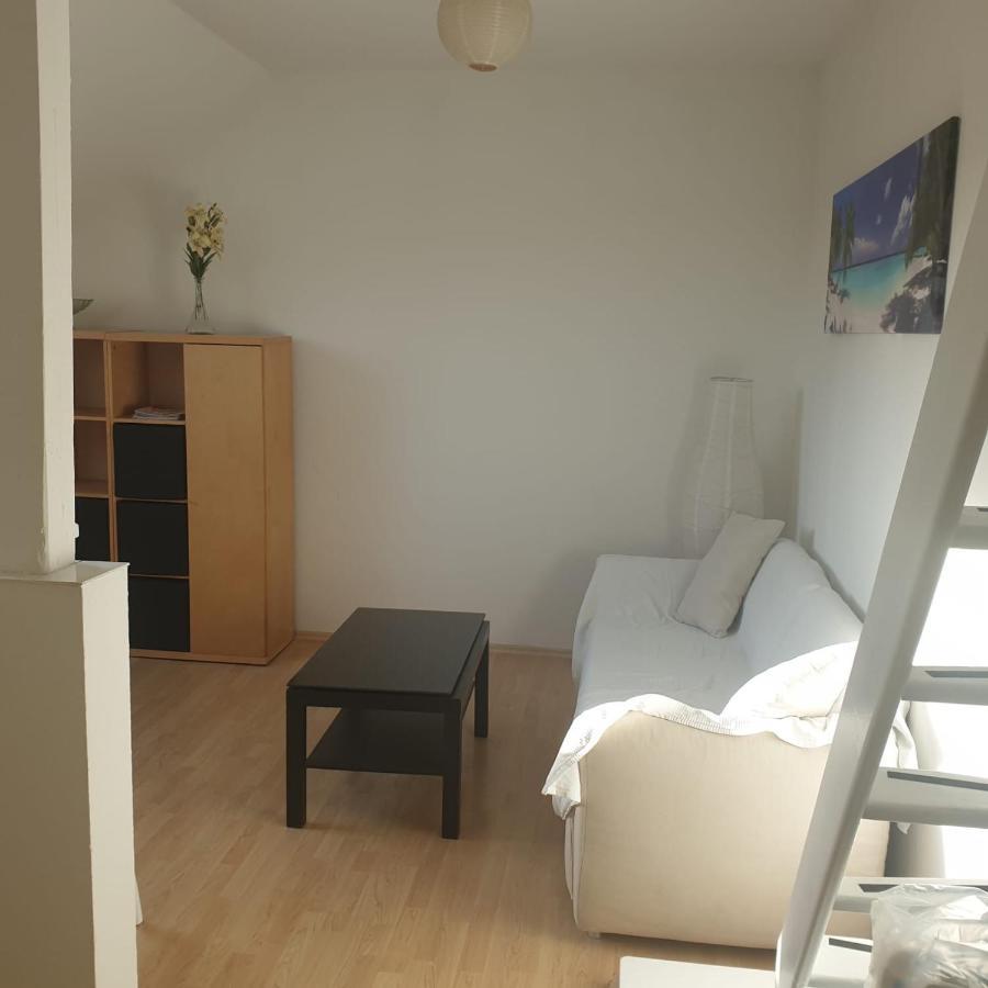 45 M² Maisonette-Wohnung In Uni-/Hauptbahnhofnaehe Дуйсбург Экстерьер фото